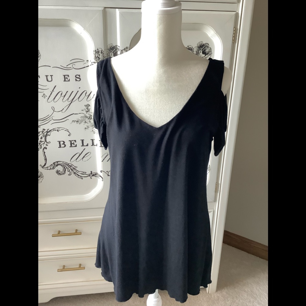 Cupid black cold shoulder pullover top